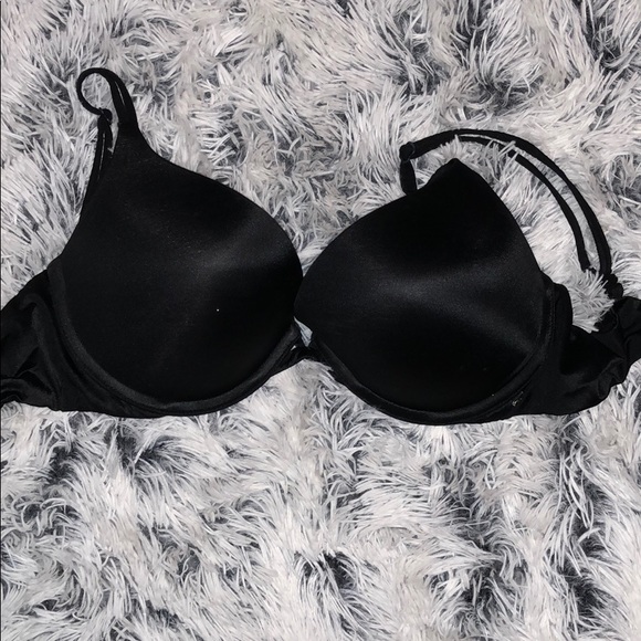 VICTORIA’S SECRET ***2 for 18 push up bras*** - Picture 6 of 8